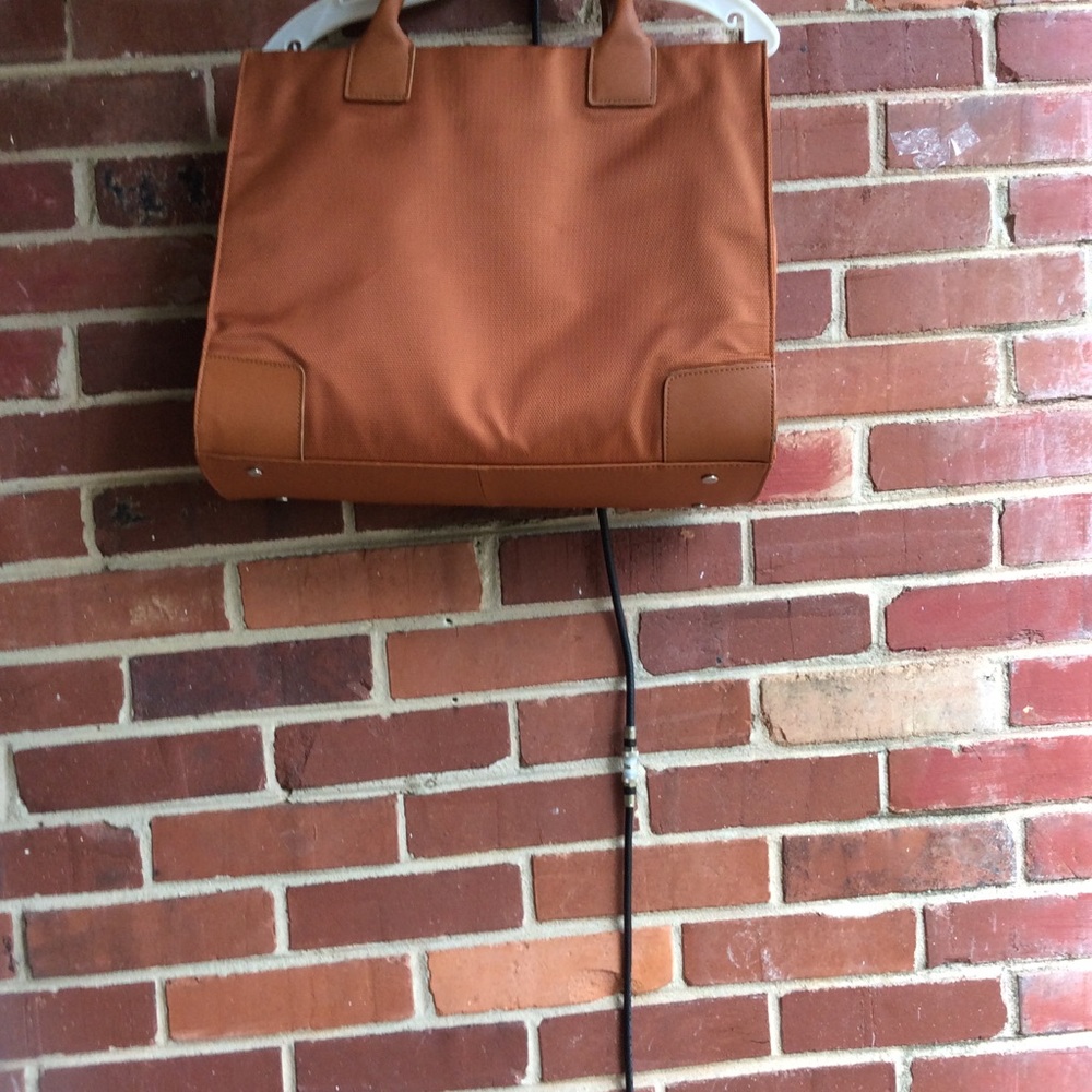 Joy 👜 - Picture 5 of 8